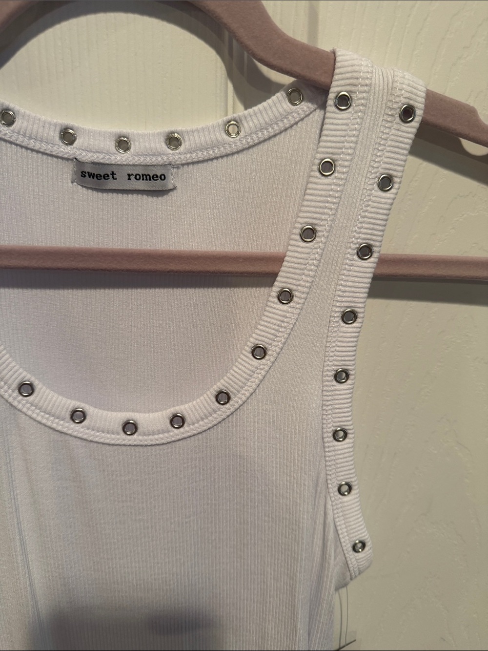 Sweet Romeo White Ribbed Tank with Silver Studs - Picture 5 of 7